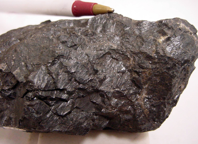 Wurtzite Boron Nitride - một vật liệu cứng hơn kim cương